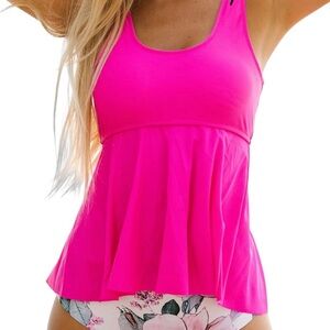 Tankini with an airy and breezy top with full coverage, bikini bottoms. Size XL